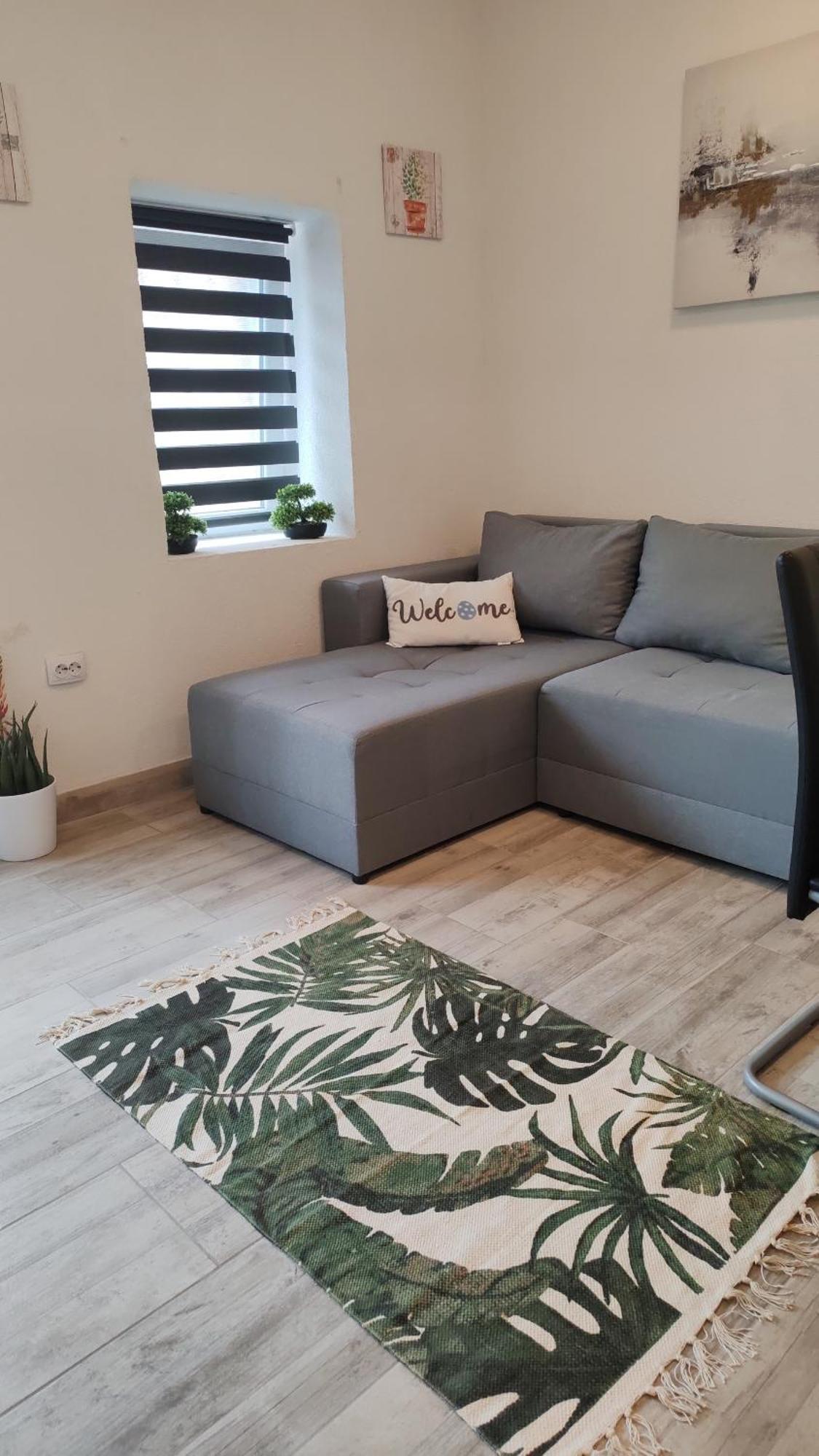 Apartman Kastel Каштела Экстерьер фото